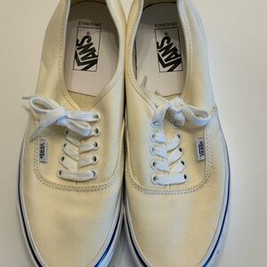 Vans Vault Authentic